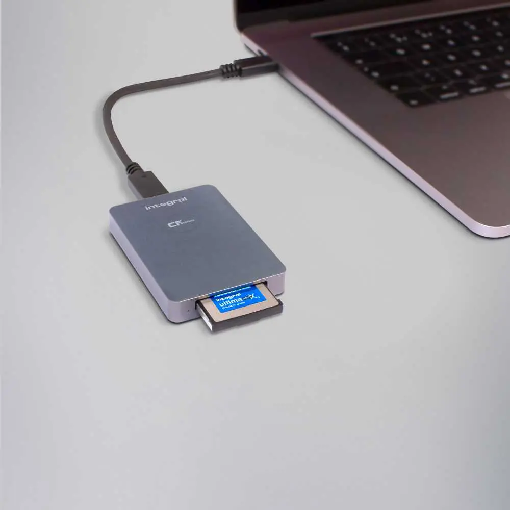 USB 3.0 CFexpress Type B 2.0 Card Reader Integral Memory