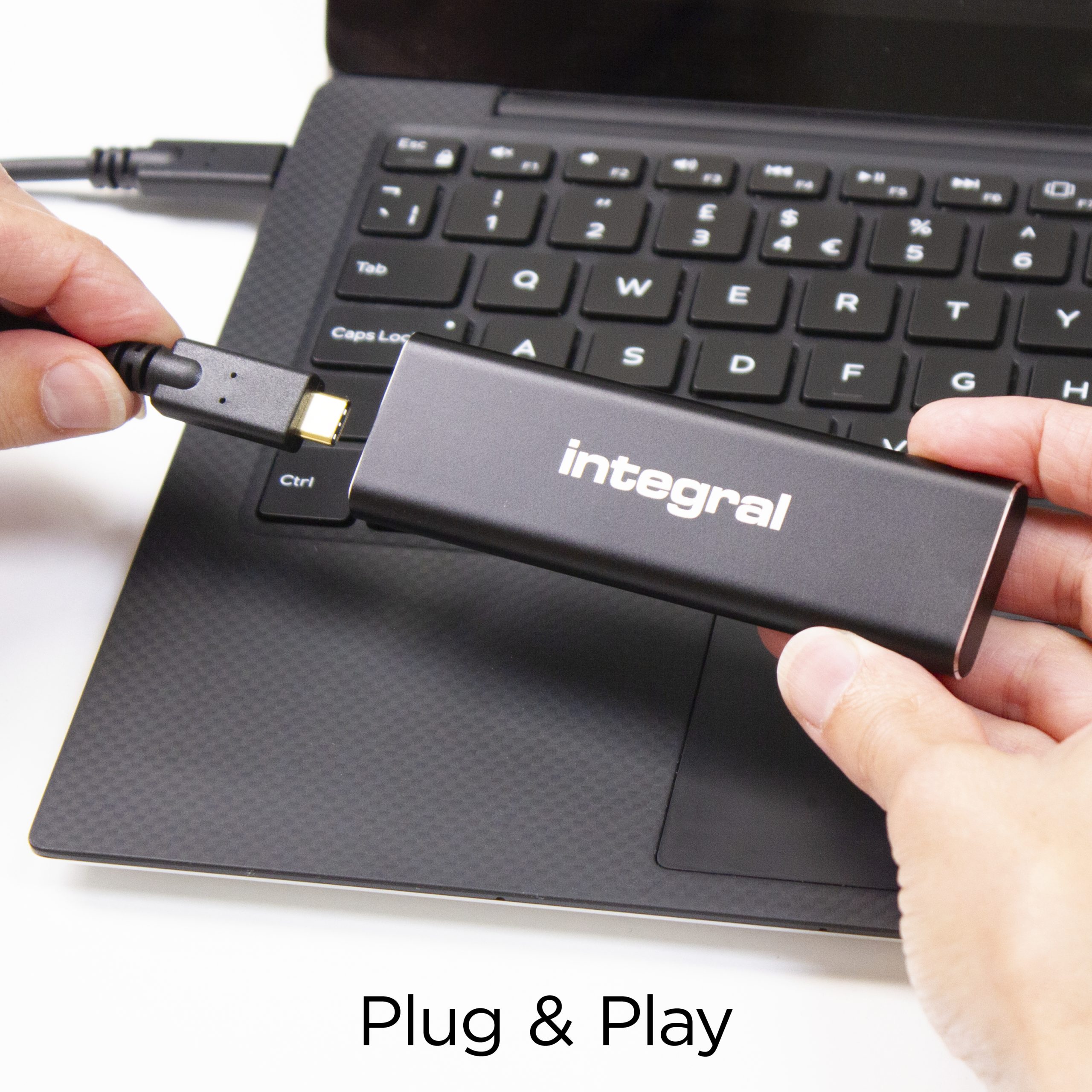 Portable SSD Plug and Play