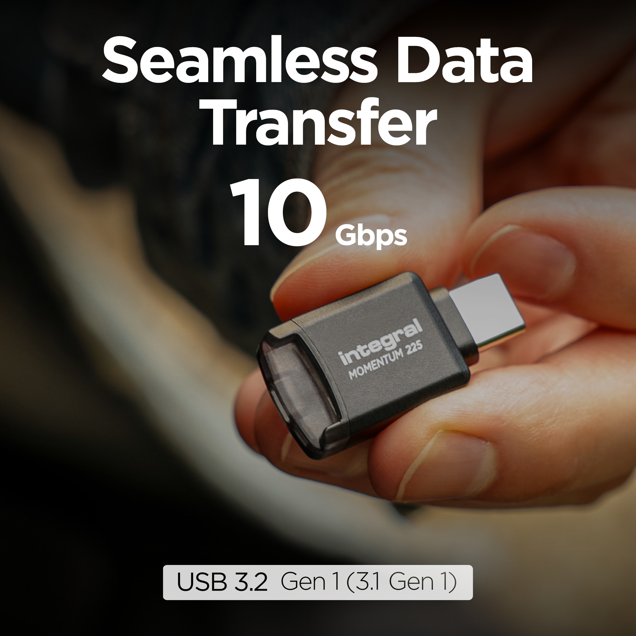 Momentum 225 Single Slot USB-C microSD Card Reader | Integral Memory